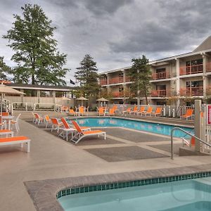 Ashland Hills Hotel & Suites